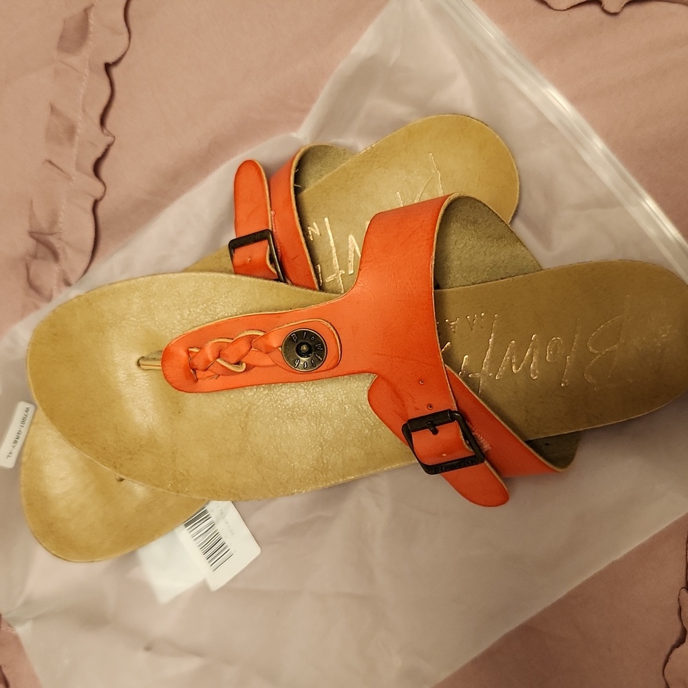 Women's sandals